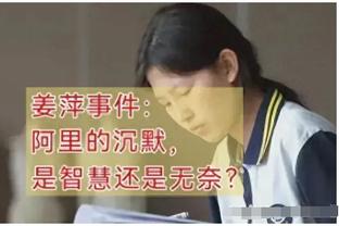 同学图书馆怎么走？哈利伯顿校服风格穿搭很清爽